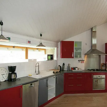 Holiday Home In Roussines With Private Pool, Cleaning Included Prázdninový dům Roussines