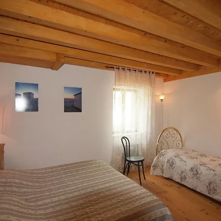 Holiday Home In Roussines With Private Pool, Cleaning Included Prázdninový dům *