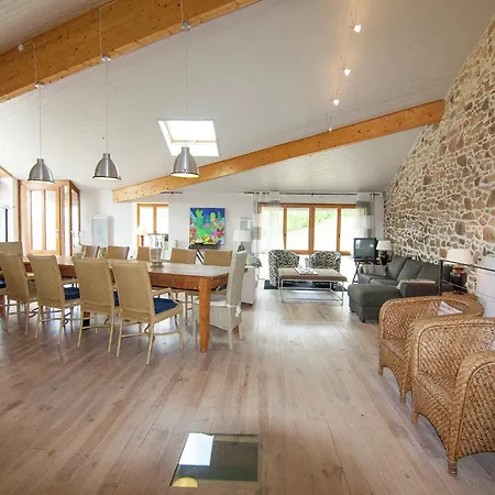 Holiday Home In Roussines With Private Pool, Cleaning Included Roussines