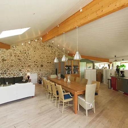 Holiday Home In Roussines With Private Pool, Cleaning Included